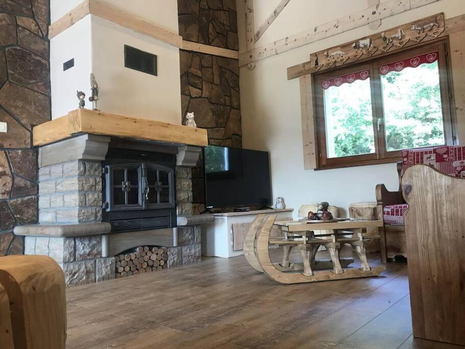 Chalet Spa Le Diamant Nathalie Mn La Rouge ラ・ブレス エクステリア 写真